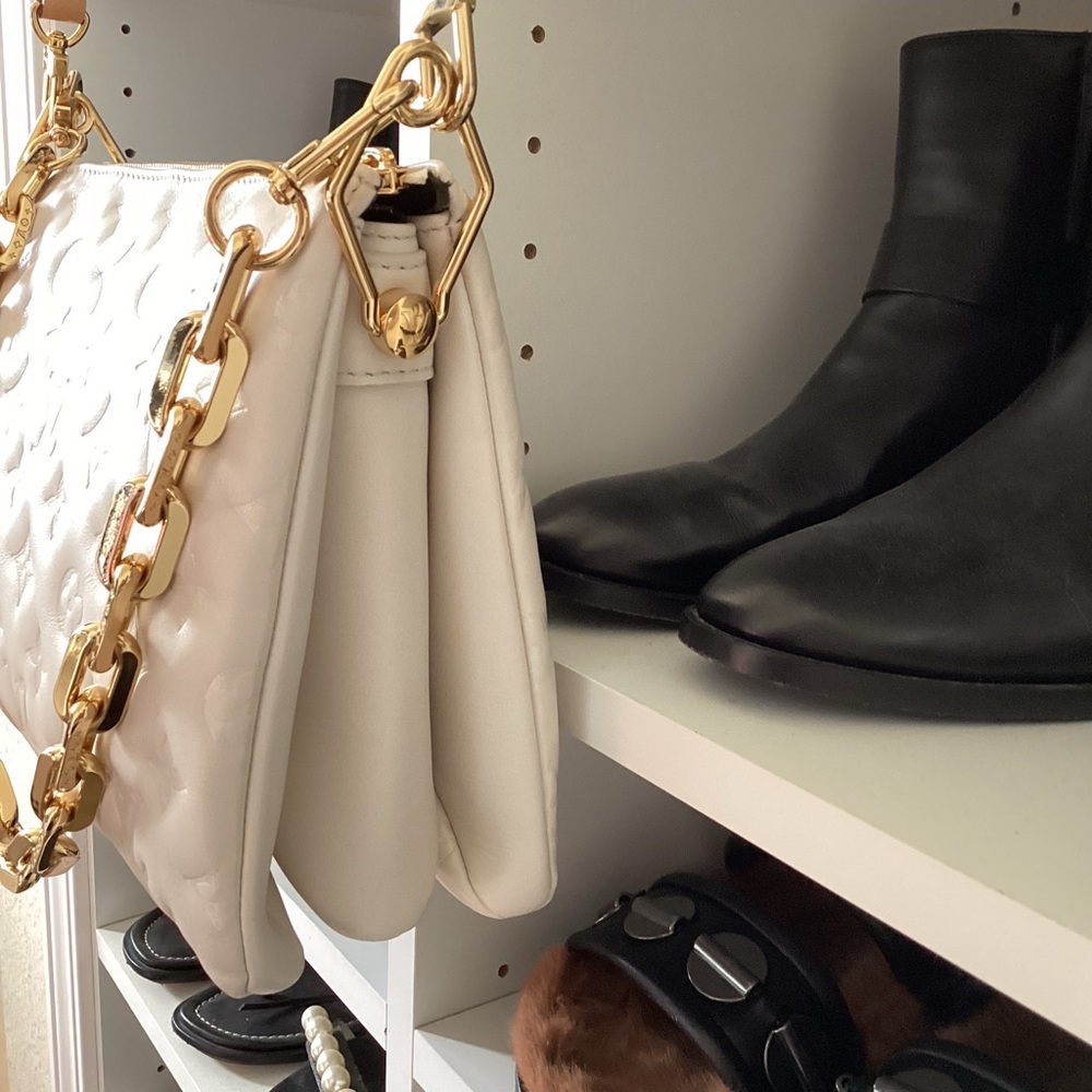 Louis Vuitton Coussin Handbag - Picture 6 of 16